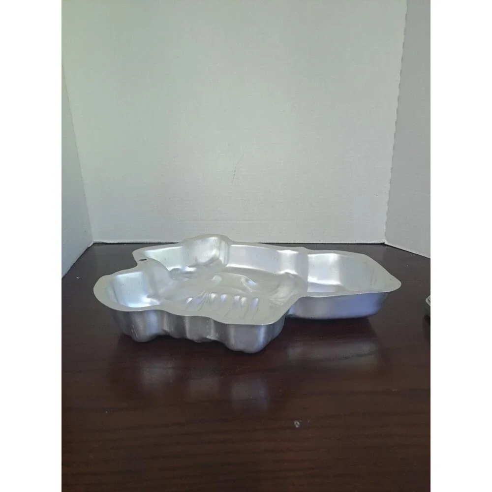Wilton Scooby Doo Cake Pan 2105-3227